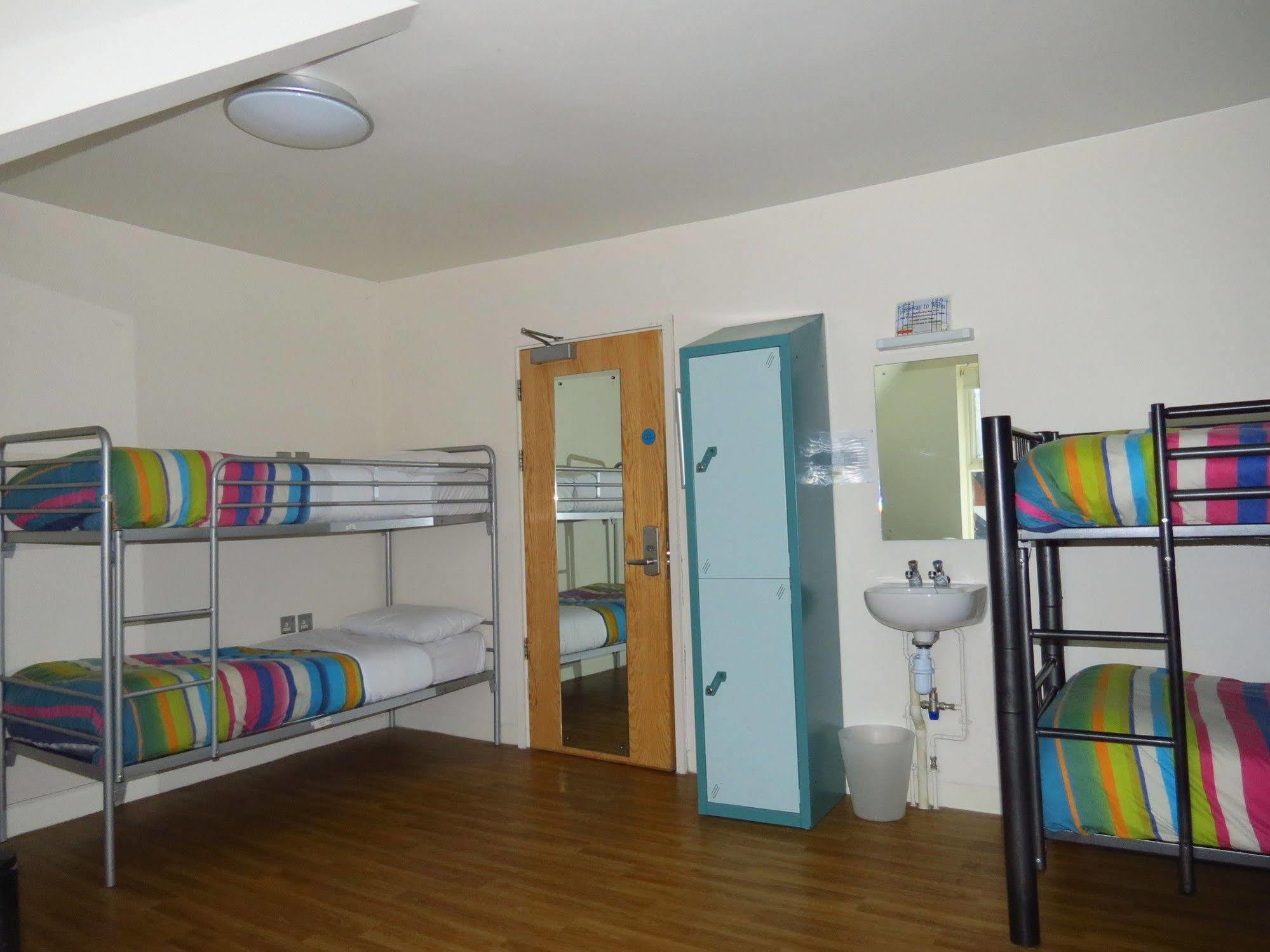 Nosda Studio Hostel Κάρντιφ Εξωτερικό φωτογραφία