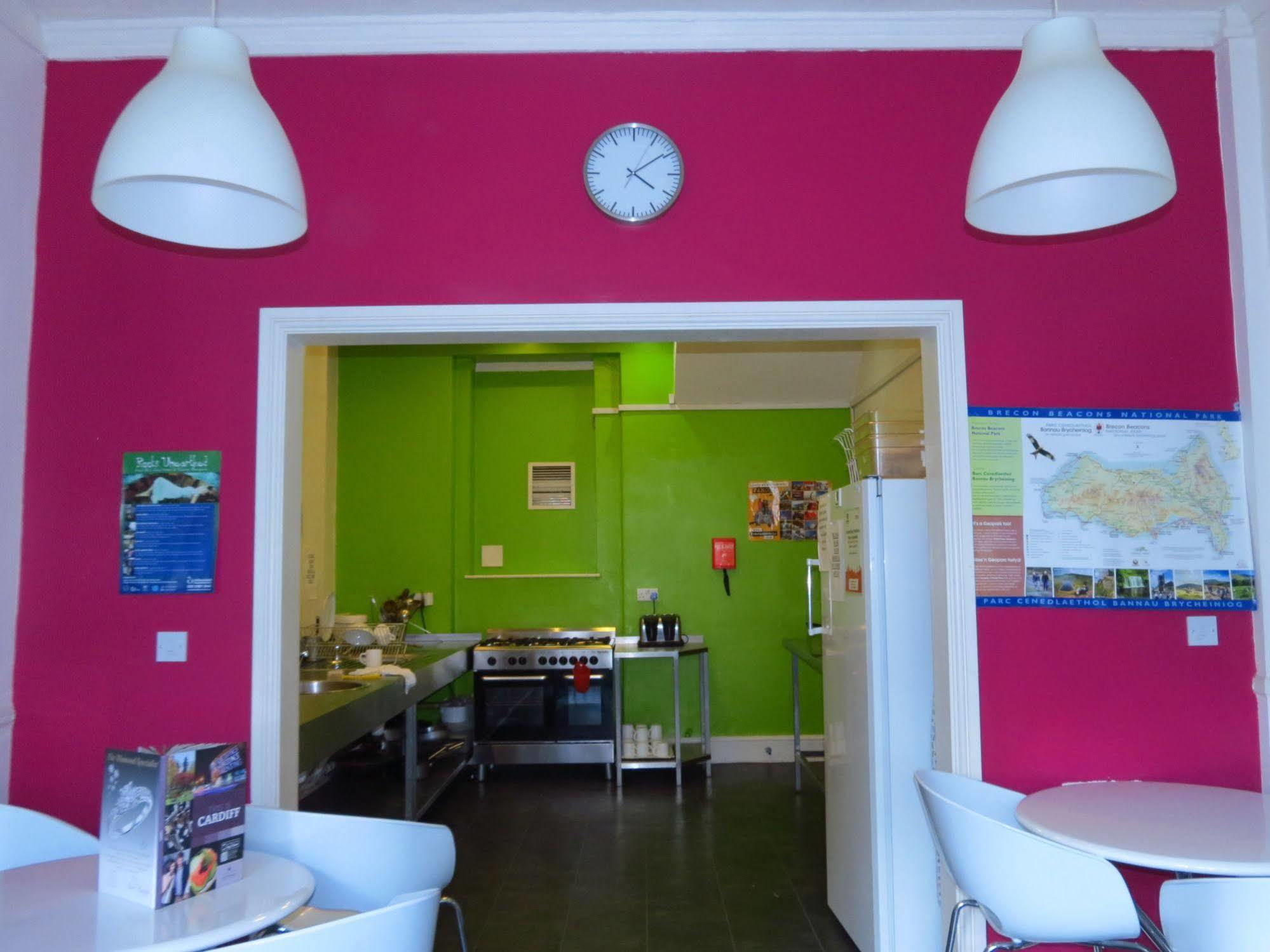 Nosda Studio Hostel Κάρντιφ Εξωτερικό φωτογραφία