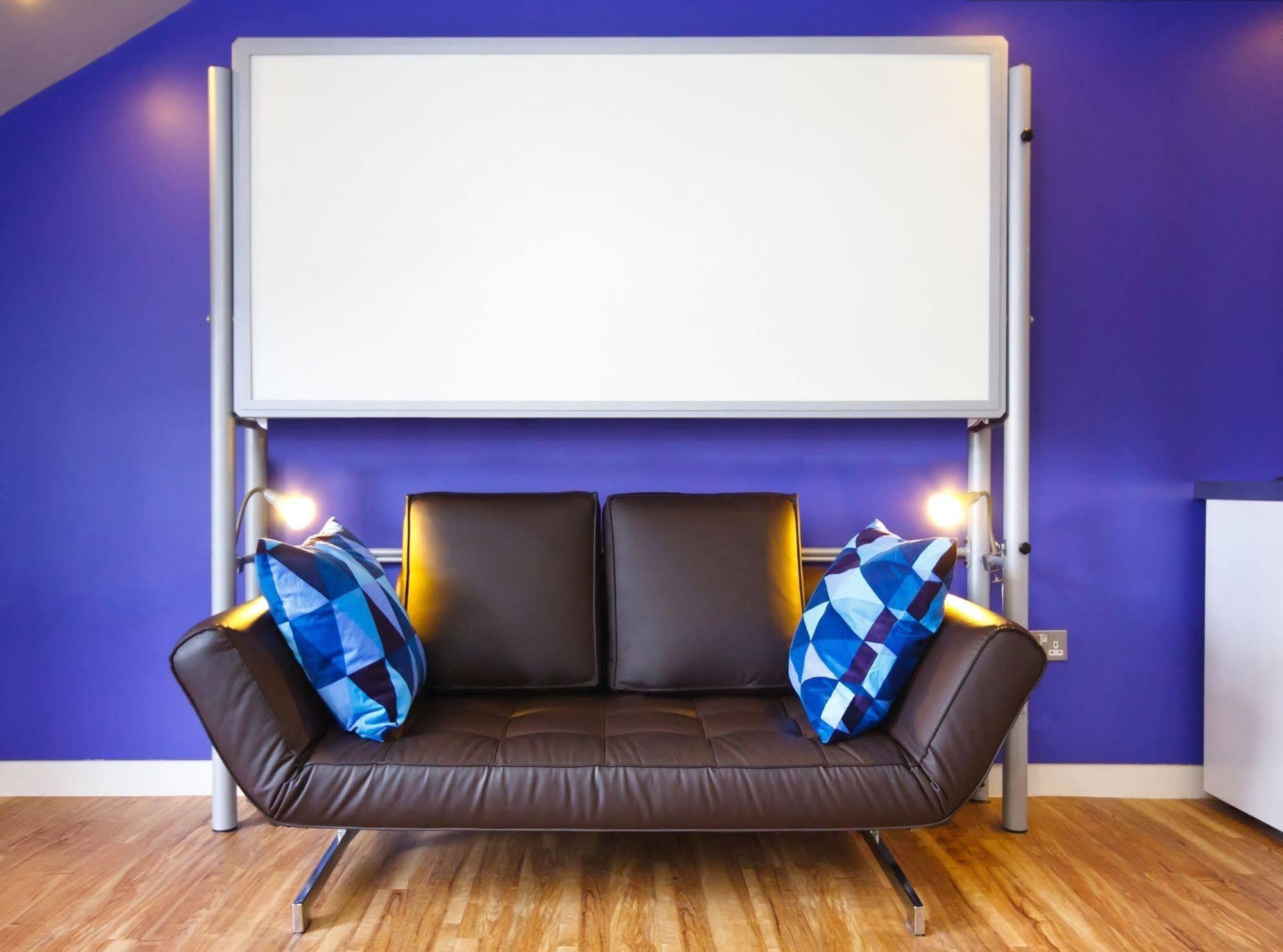 Nosda Studio Hostel Κάρντιφ Εξωτερικό φωτογραφία