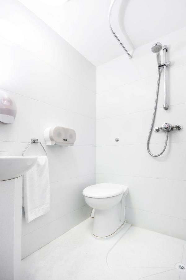 Nosda Studio Hostel Κάρντιφ Δωμάτιο φωτογραφία